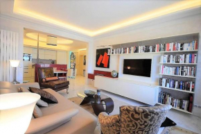 Palais Miramar Suite Art Modern - Derniere étages Vue Mer - 75m de confort - En Face des Plages -WIFI - Clim